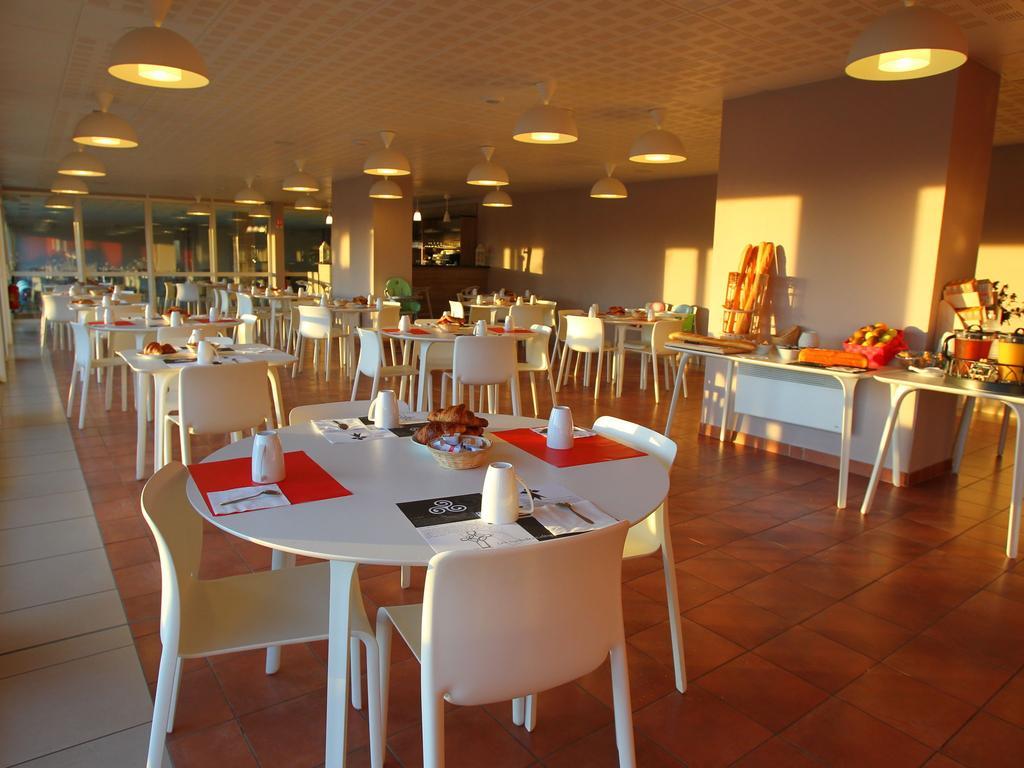 Hotel Vacancéole - Le Domaine Du Mont - Mont St Michel 3*